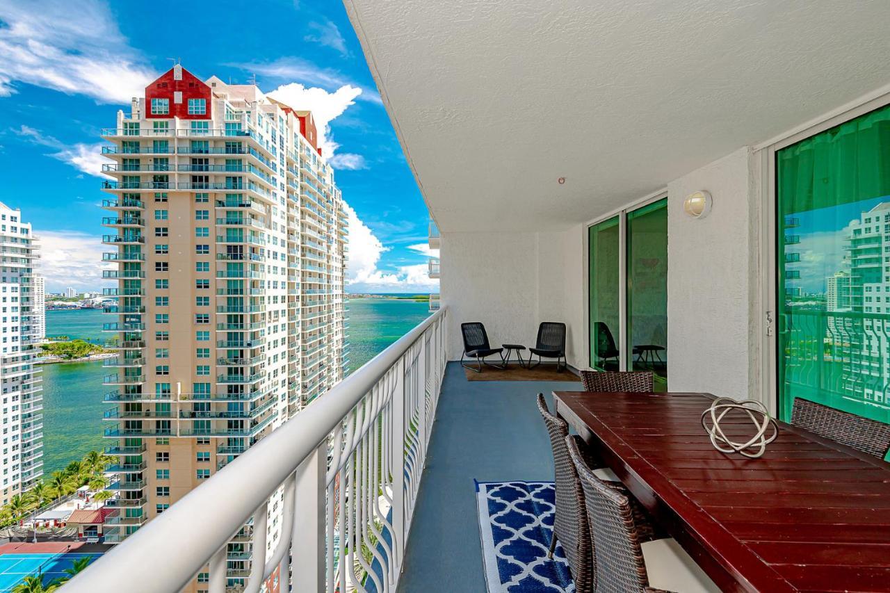 With & Ocean Views! Sleep Up To 6! Appartamento *